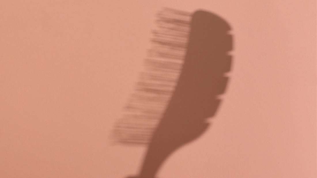 Hair Brush Hygiene For Extensions: A Complete Guide to Washing Your Brush