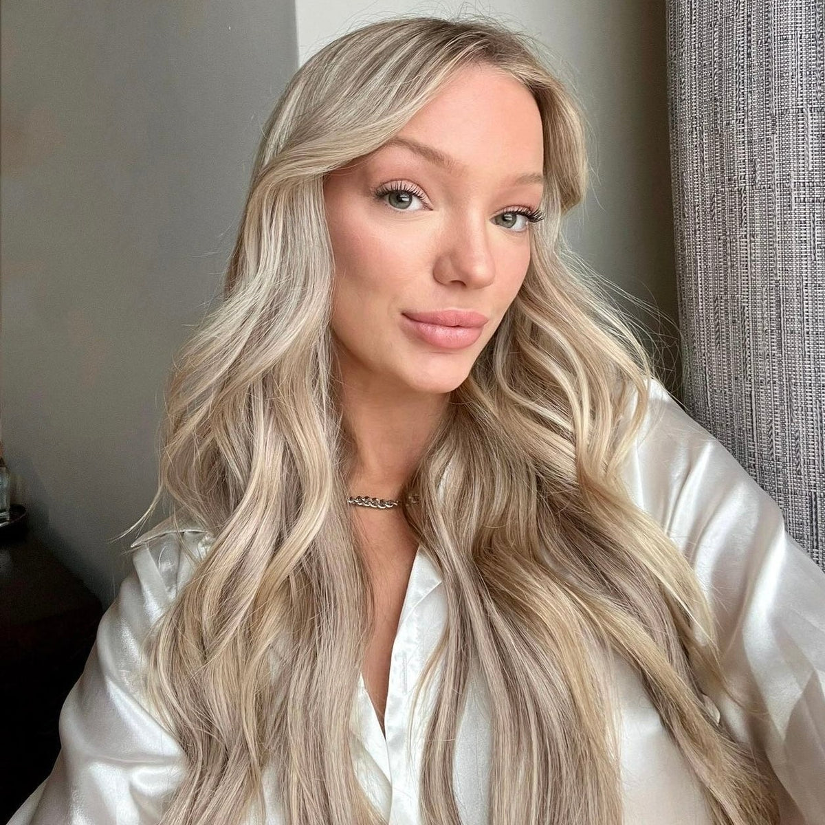 Buy online Clip-In Creamy Beige Blonde Highlight Hair  display picture 1